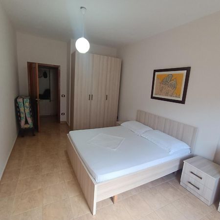Holiday Family Apartment Golem (Tirana) Quarto foto