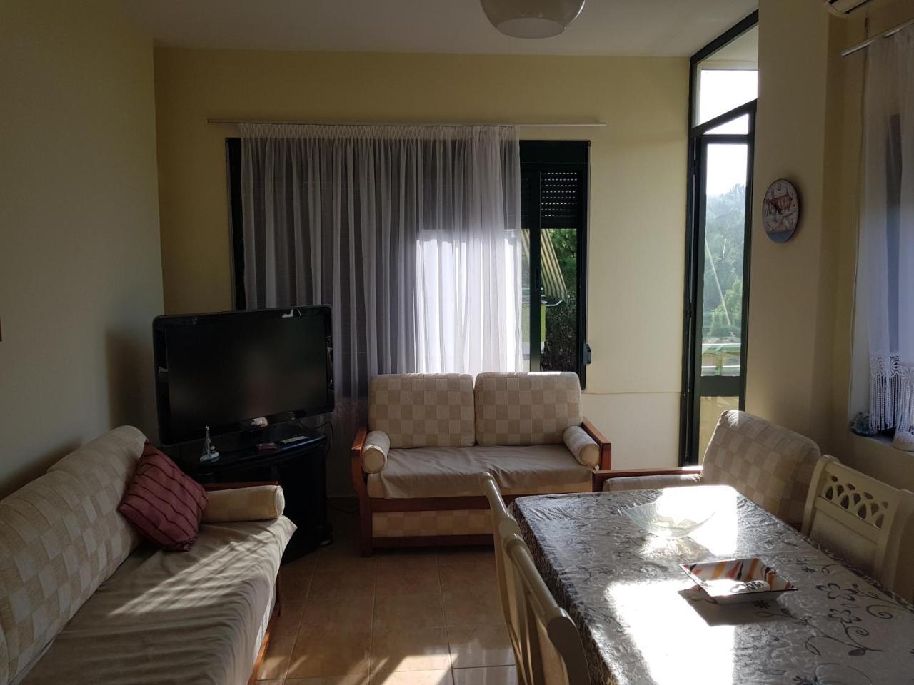 Holiday Family Apartment Golem (Tirana) Exterior foto